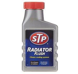 STP Radiator Flush 300ml x 6 (6 UNIT PER BOX)